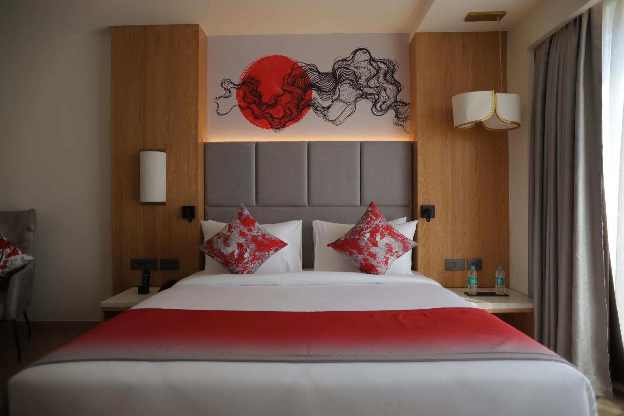 فندق Ramada By Wyndham Gorakhpur Gorakhnath Mandir Road المظهر الخارجي الصورة