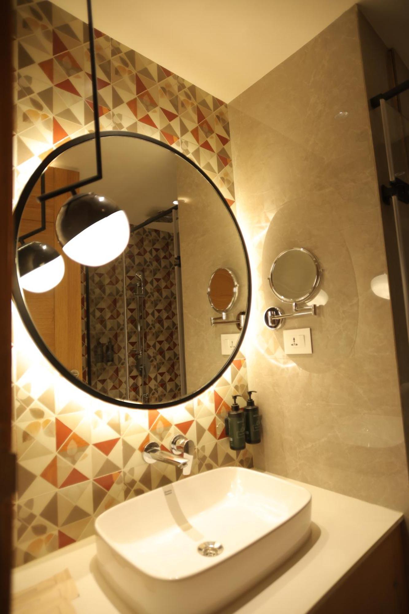 فندق Ramada By Wyndham Gorakhpur Gorakhnath Mandir Road المظهر الخارجي الصورة