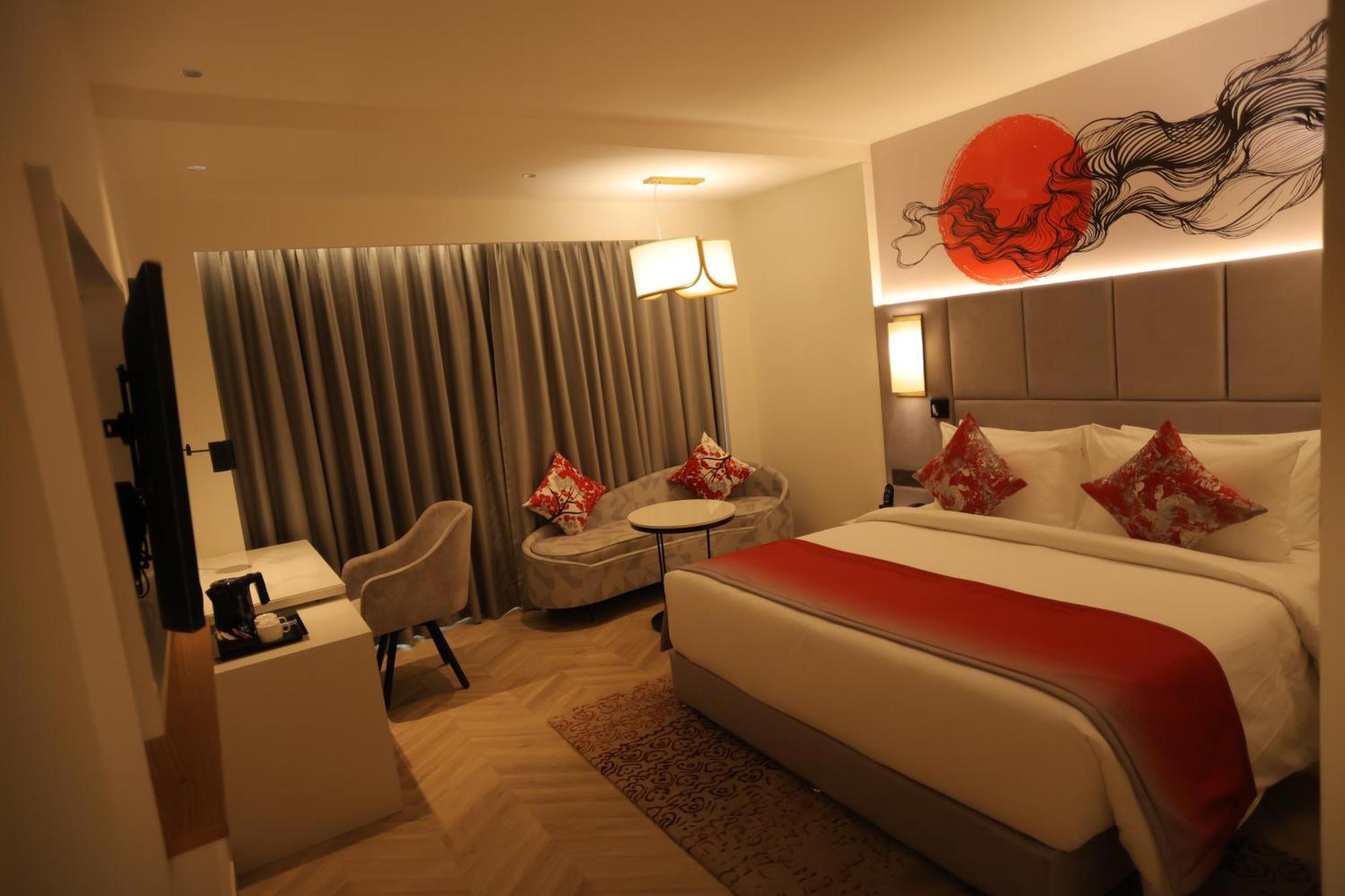فندق Ramada By Wyndham Gorakhpur Gorakhnath Mandir Road المظهر الخارجي الصورة